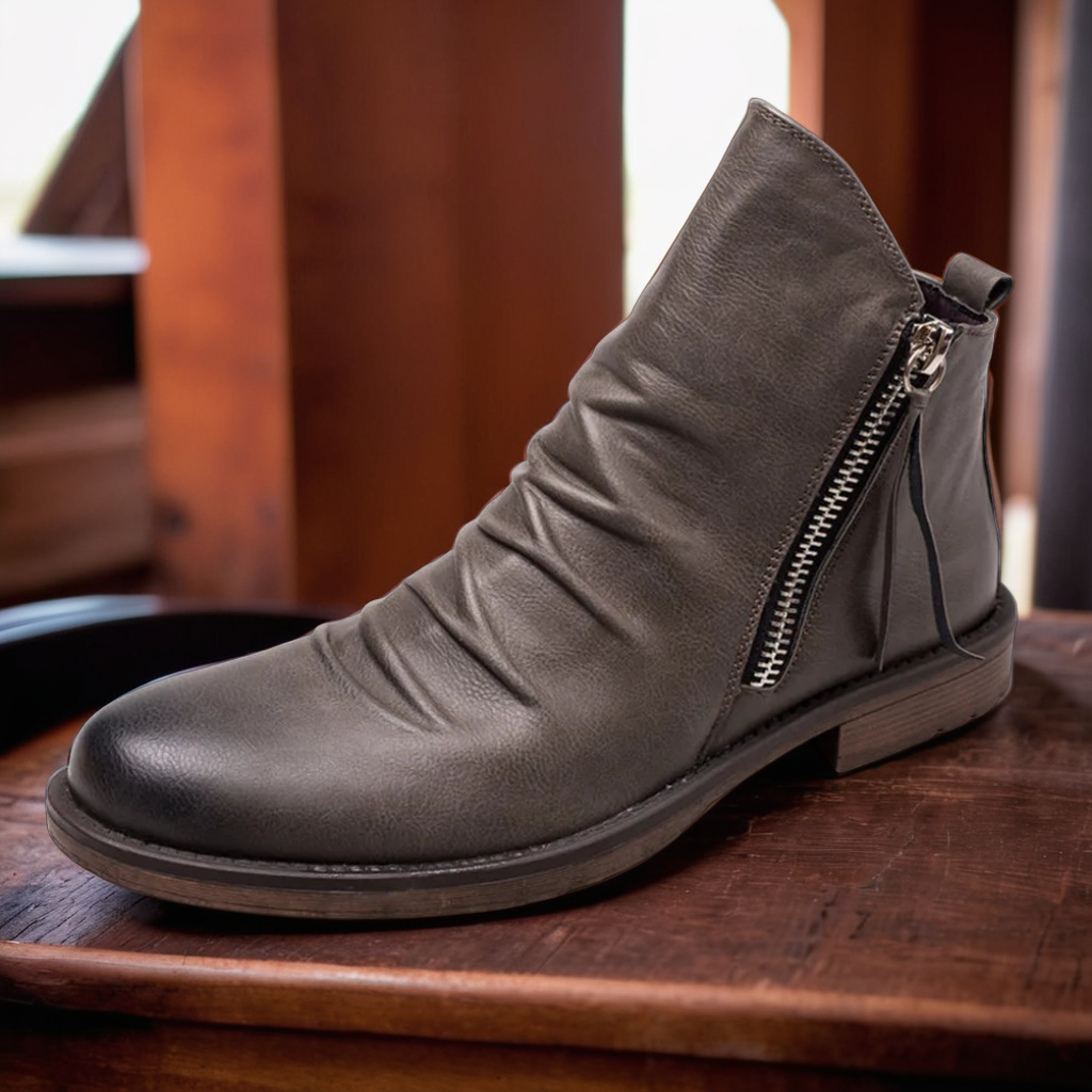 Bristol’s Classic Staple | Leather Chelsea Boots