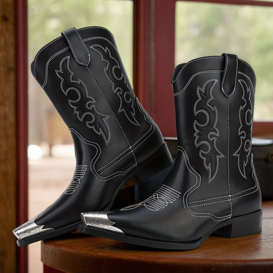 Frontier Charm Essential | Embroidered Cowboy Boots